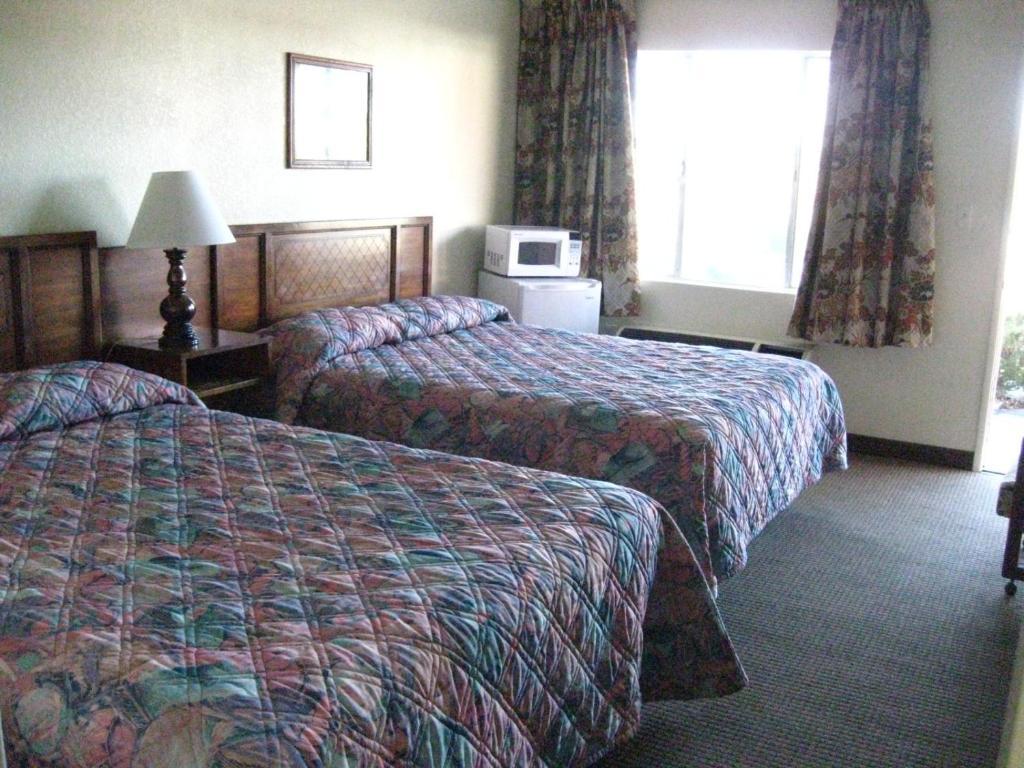 Desert Inn Motel Barstow Room photo
